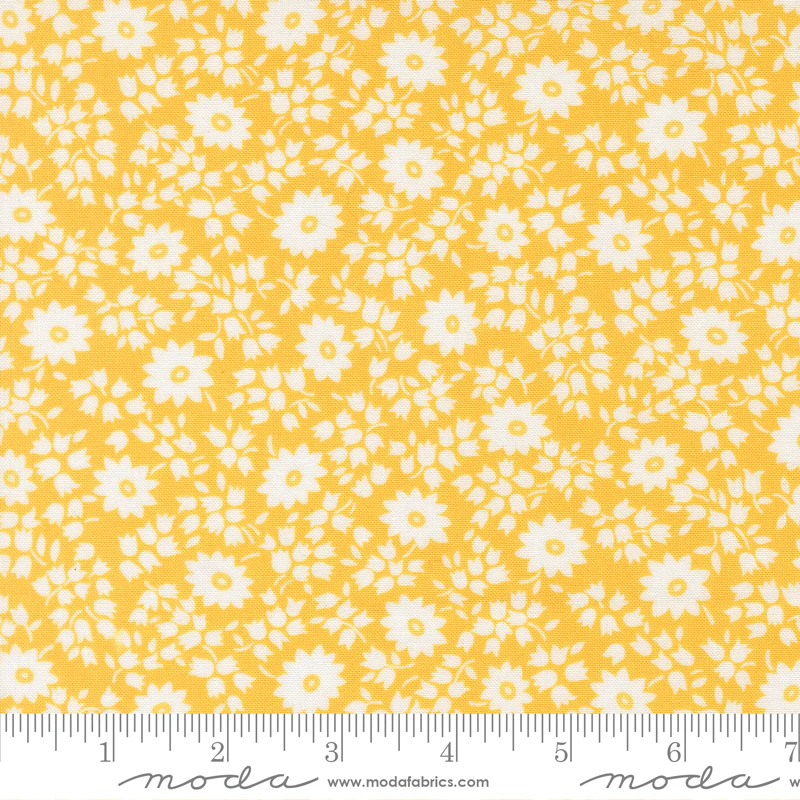 Moda 30's Playtime 2025 23372 15 Sunshine Perky Posies By The Yard