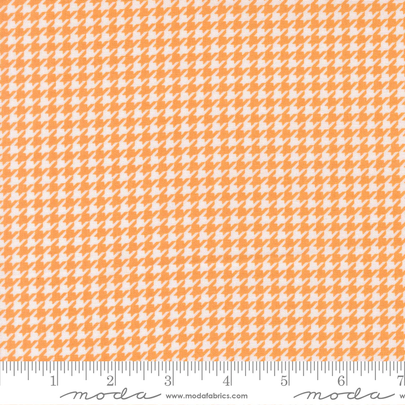 Moda Delightfully Yours 37702 13 Apricot Houndstooth By The Yard