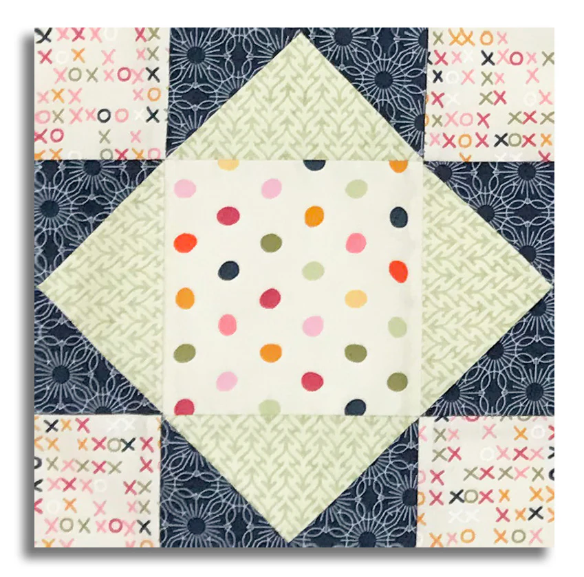 Moda Pre-Cut 12 Block King's Crown Quilt Kit - Fieldrush - Image 3