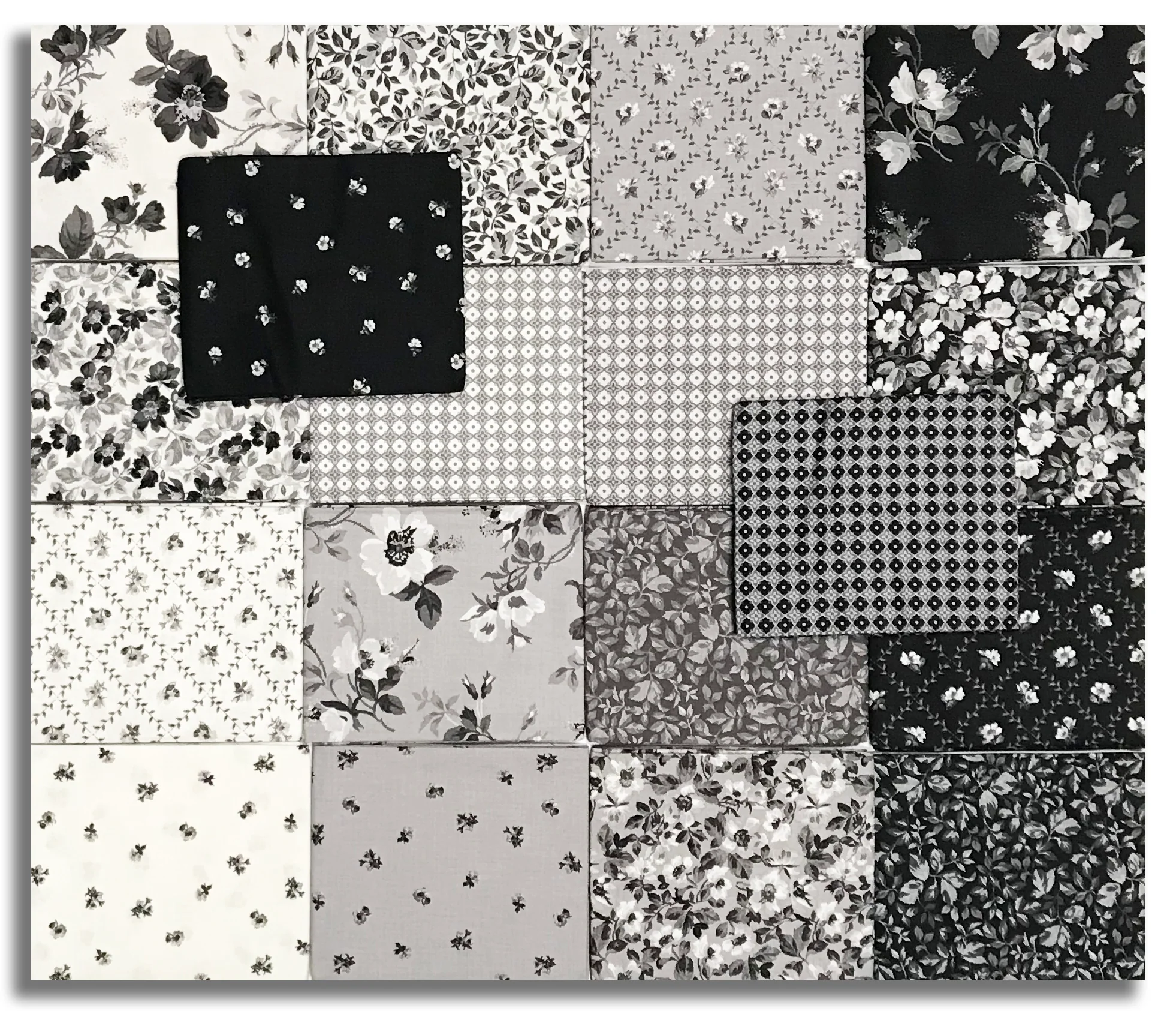 Riley Blake Pre-Cut 18 Piece Fat Quarters FQ 16910 18 - Ink & Ivory - Image 2