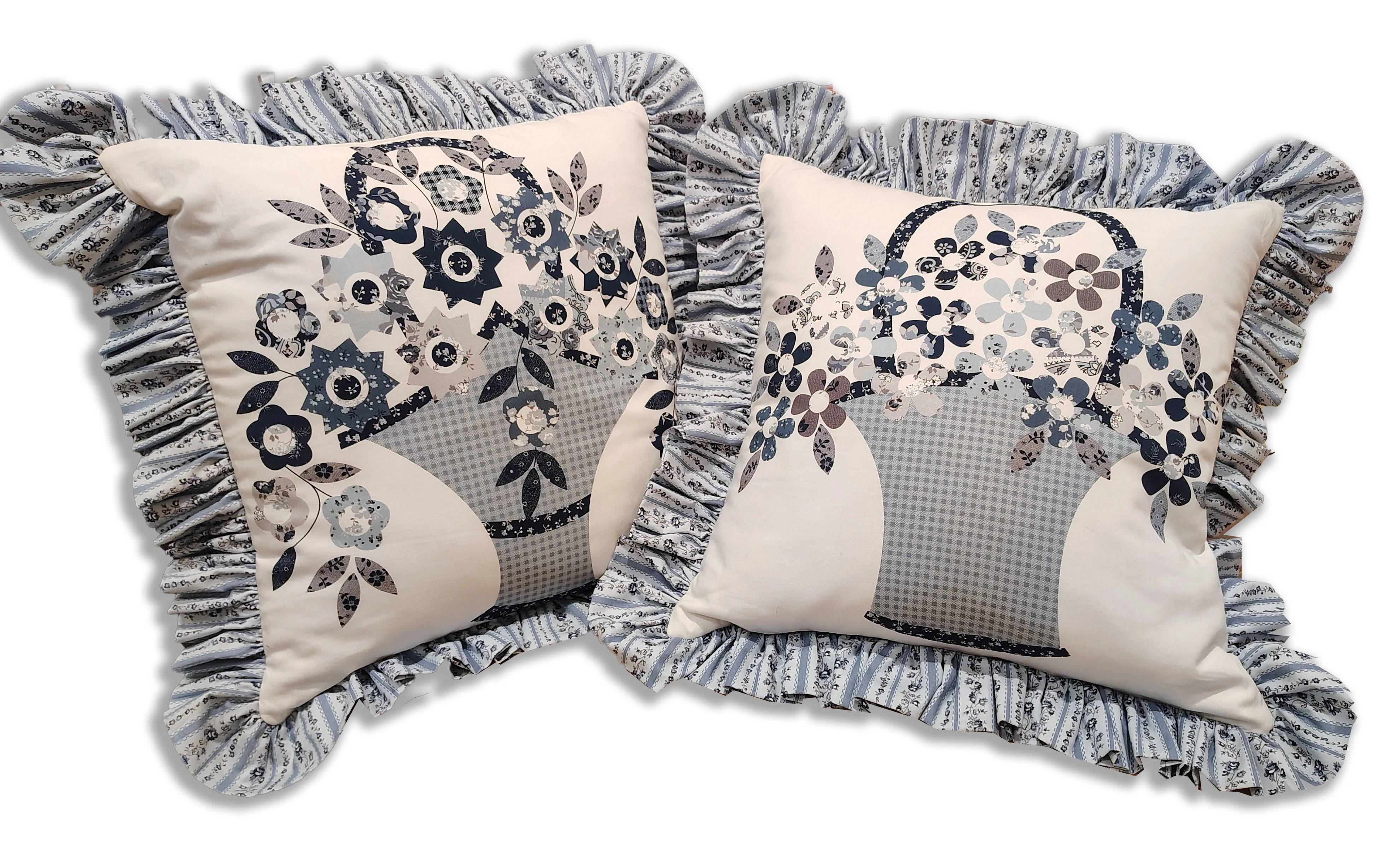 Set of 2 Ruffle Pillows 18 x 18" Fully Finished Pillow - Tranquility